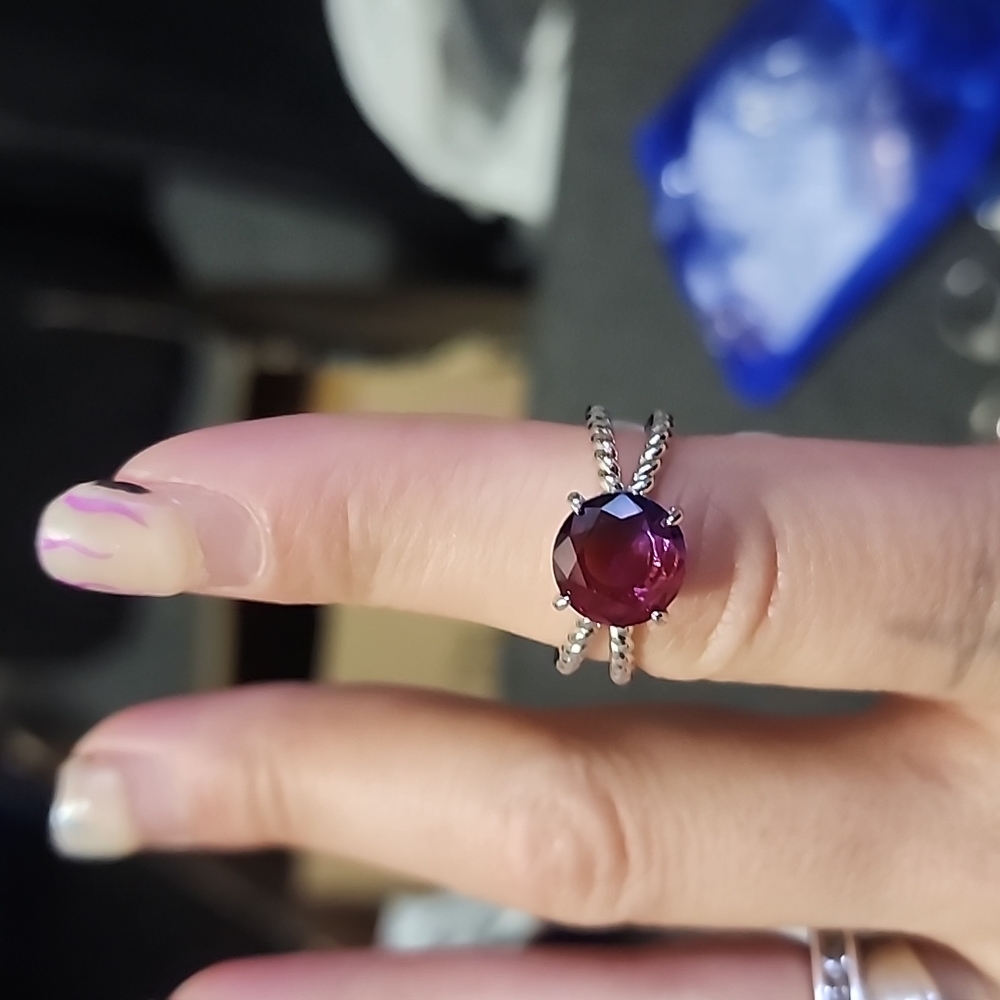 Purple/pink ring